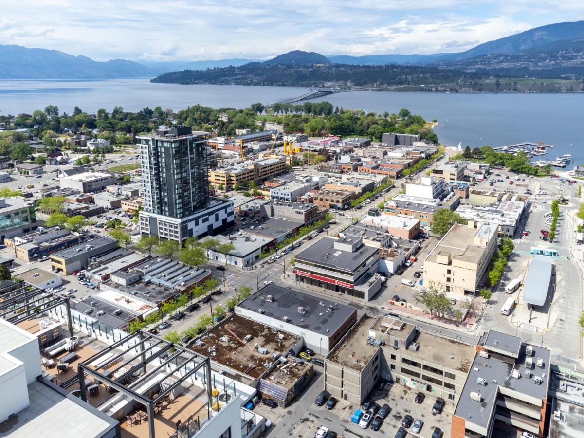 Brand New Luxury Downtown Near The Beach #13 Kelowna Ngoại thất bức ảnh